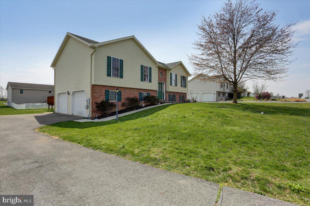 10496 Mapleton Road Shippensburg, PA 17257 - Photo 3 of 36 Gallery Image 3