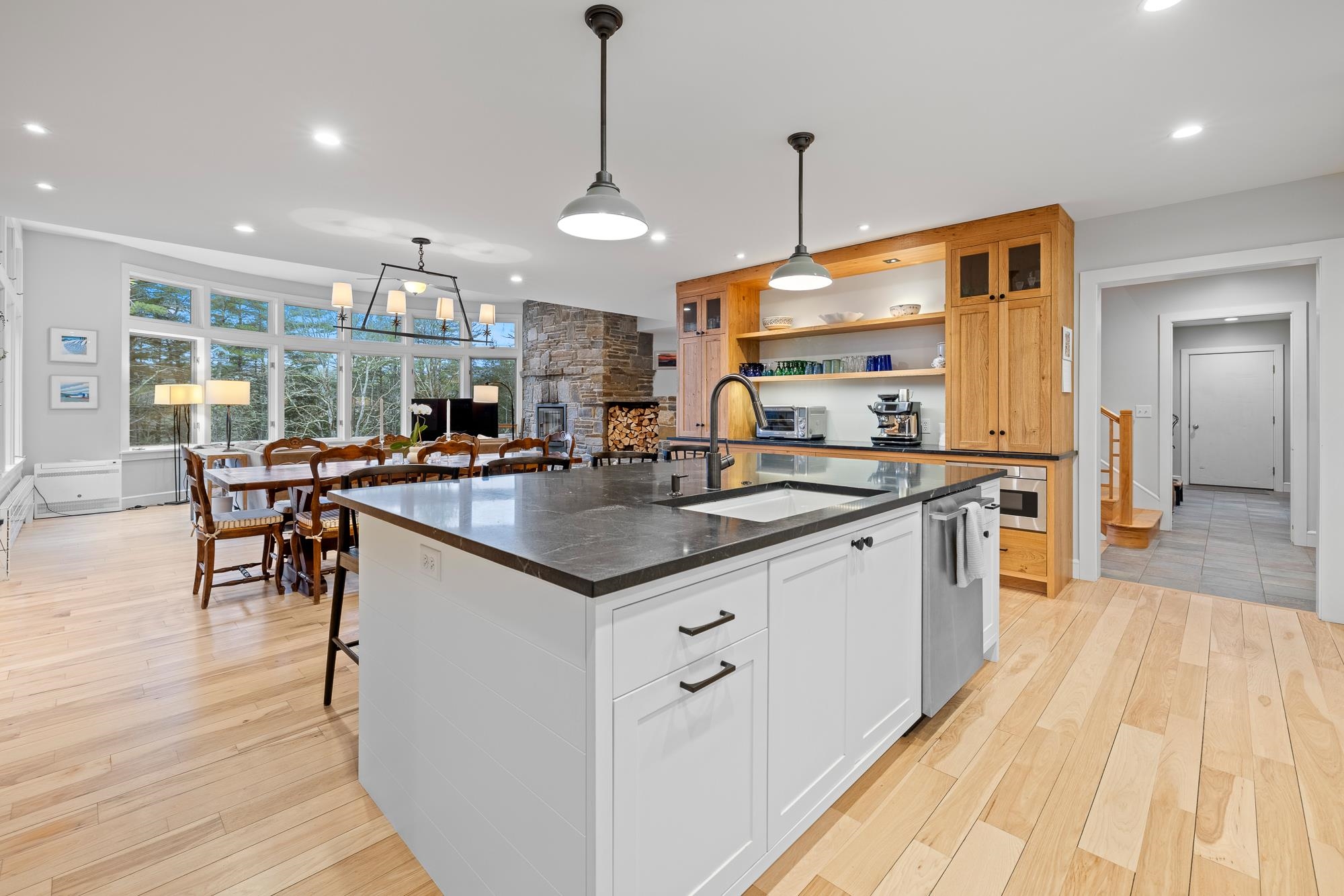 240 Douglas Road Norwich, VT 05055 - Photo 11 of 60