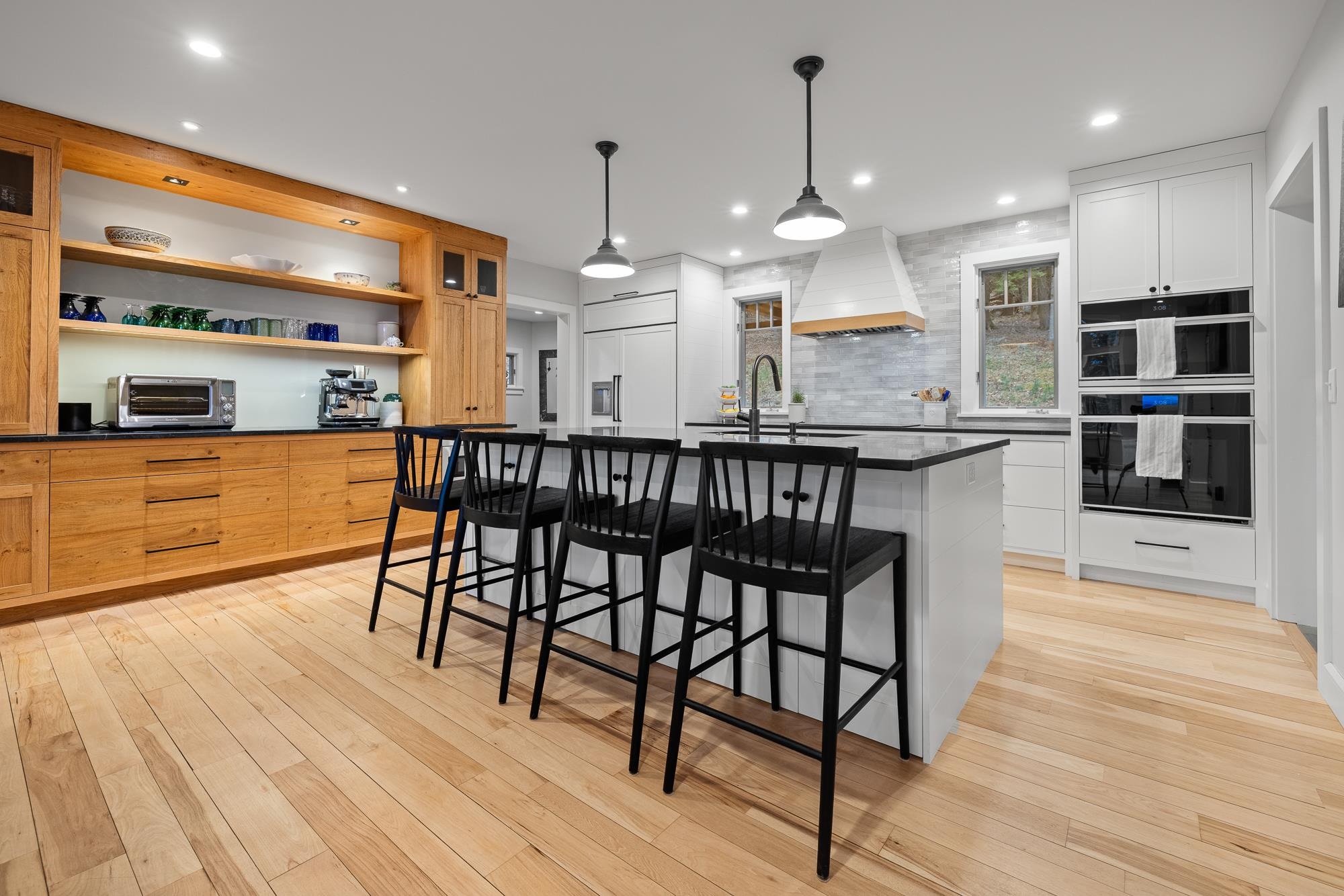 240 Douglas Road Norwich, VT 05055 - Photo 13 of 60