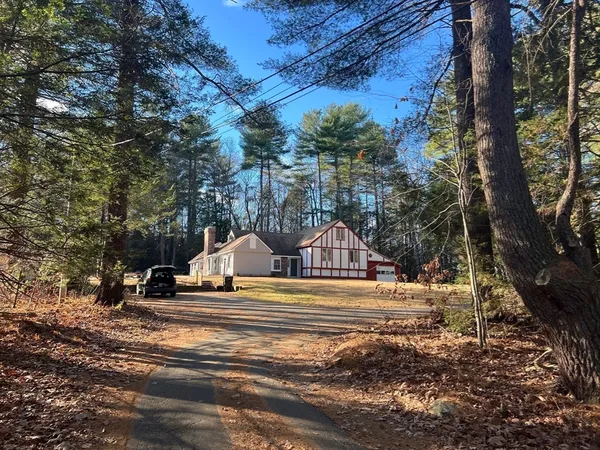 $1,350 | 120 Bond Road, Unit 3, Charlton, MA 01507