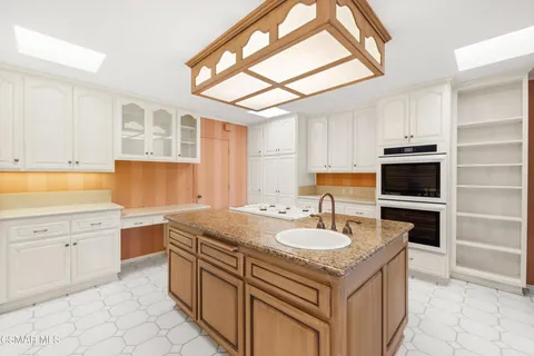 $1,599,000 | 720 Camino Concordia, Camarillo, CA 93010