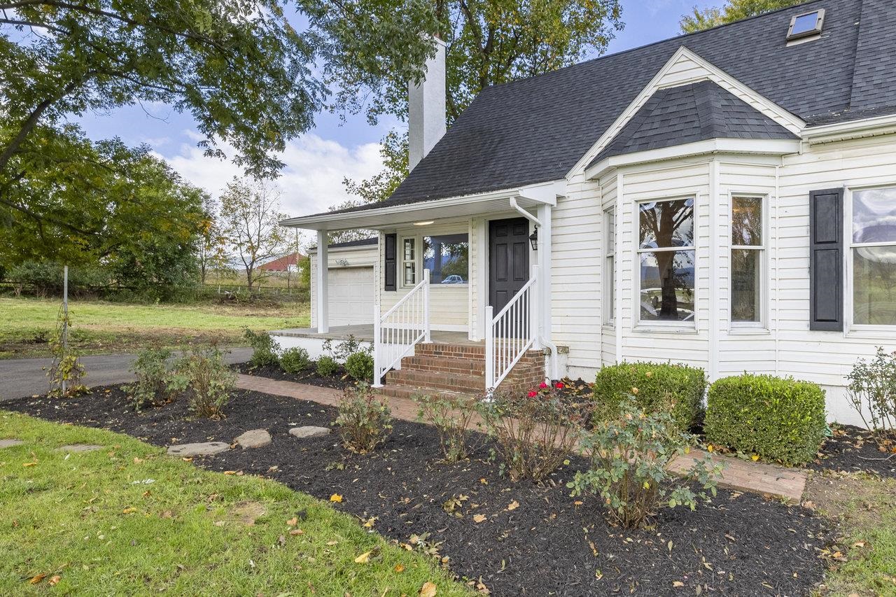 11193 Indian Trail Road Harrisonburg, VA 22802 - Photo 5 of 75