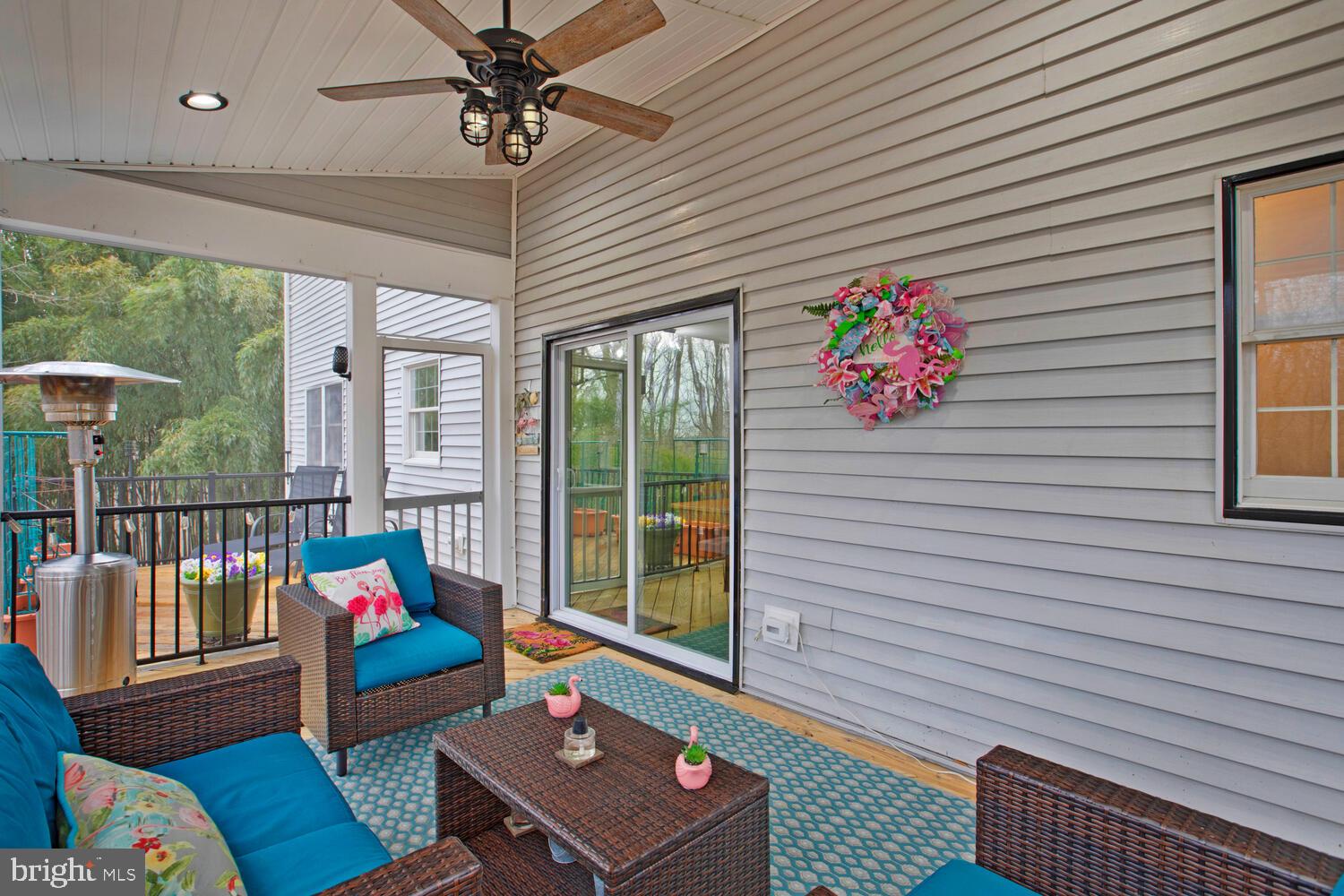 1505 Pinnacle Road Towson, MD 21286 - Photo 12 of 34 a reading room with furniture and a large window