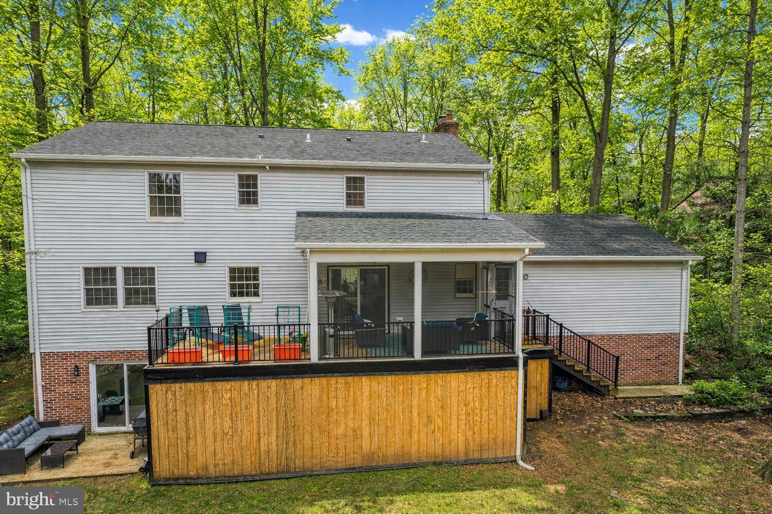 1505 Pinnacle Road Towson, MD 21286 - Photo 28 of 34 a house view with a outdoor space