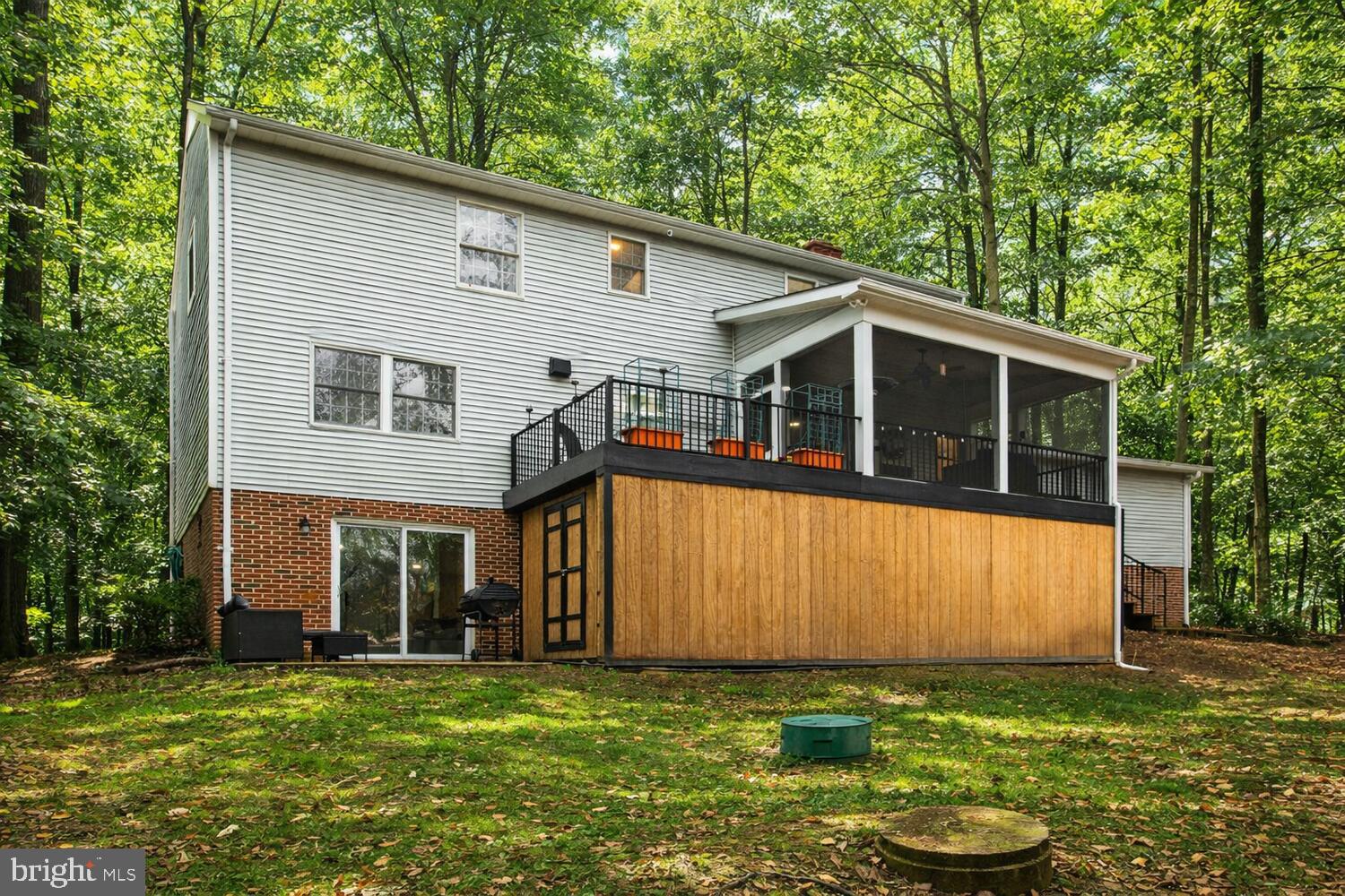 1505 Pinnacle Road Towson, MD 21286 - Photo 31 of 34 a view of a house with a yard