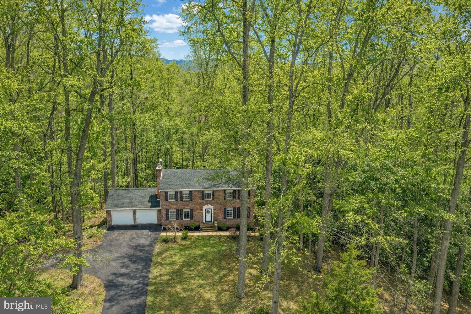 1505 Pinnacle Road Towson, MD 21286 - Photo 33 of 34 a view of a house with a yard