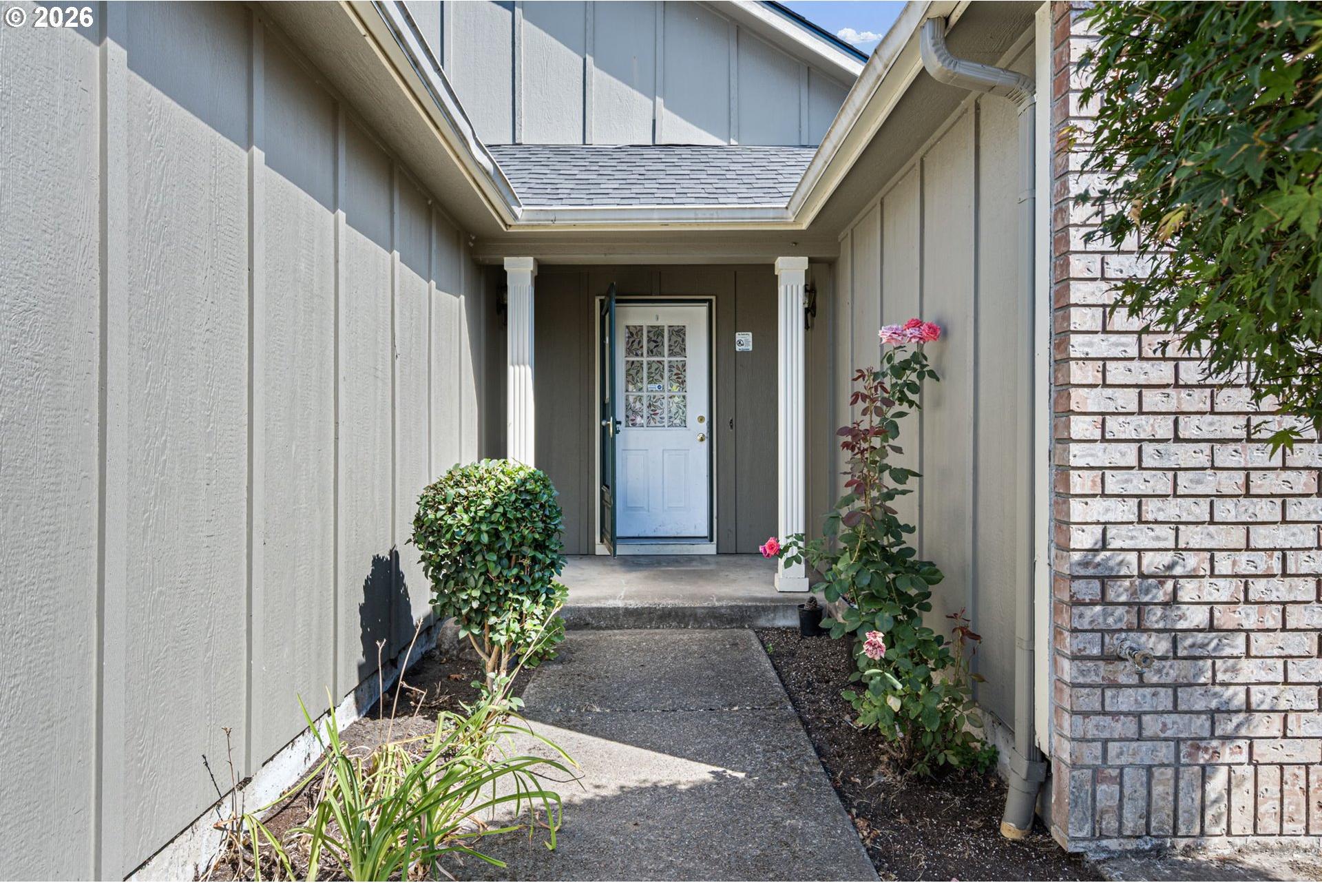 5792 E Street Springfield, OR 97478 - Photo 3 of 33 Gallery Image 3