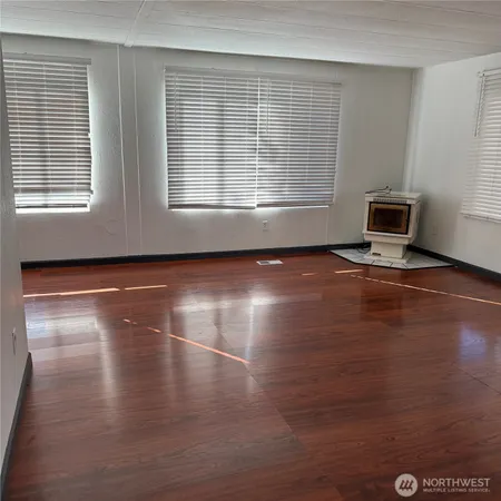 $105,000 | 4040 Auburn Way South, Unit 16, Auburn, WA 98092