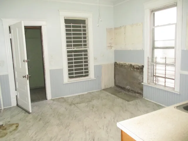 $164,900 | 5533 South Princeton Avenue, Chicago, IL 60621