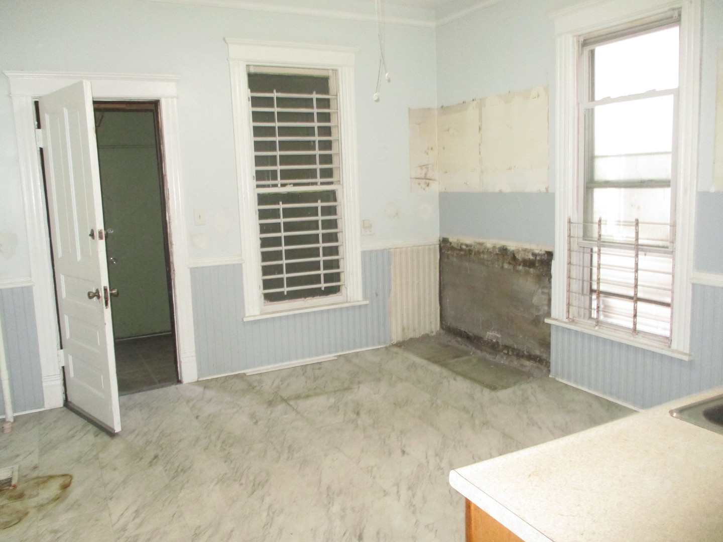 5533 South Princeton Avenue Chicago, IL 60621 - Photo 8 of 17