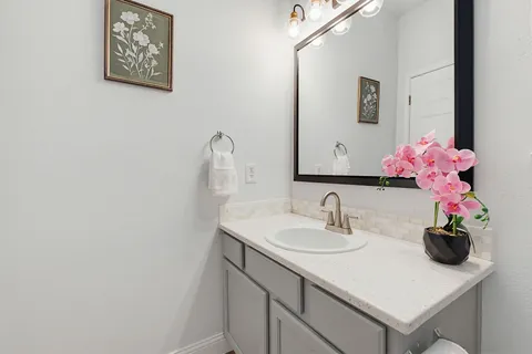 $495,000 | 5500 Toscana Avenue, Austin, TX 78724