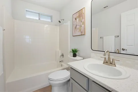 $495,000 | 5500 Toscana Avenue, Austin, TX 78724