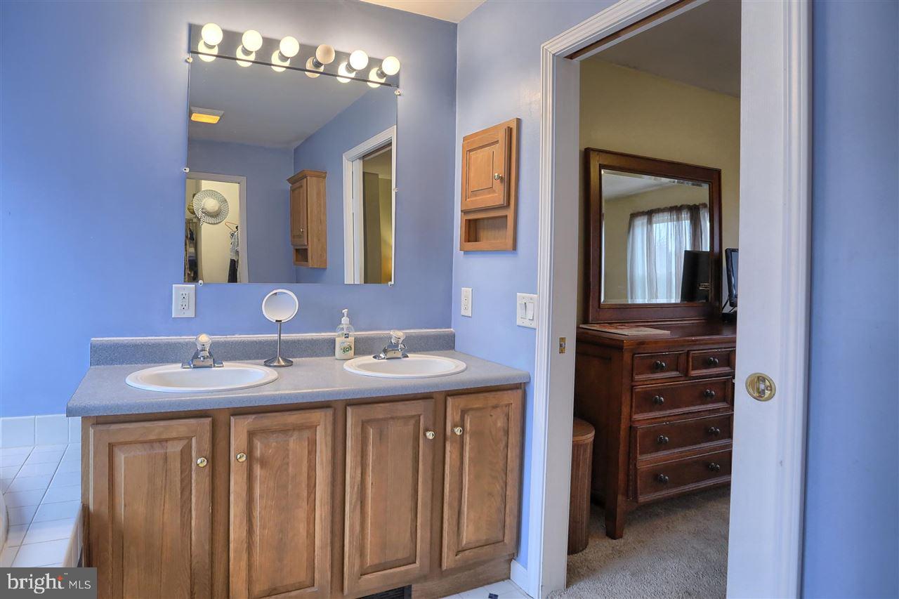 231 Small Valley Road Halifax, PA 17032 - Photo 9 of 24