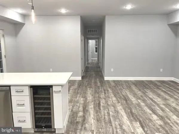 a view of livingroom with hardwood