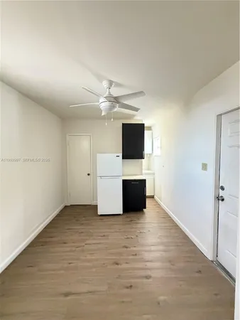$1,000 | Little Havana, Miami, FL 33125