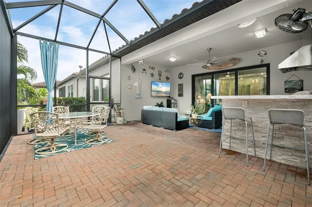 $800,000 | 2006 5th Street East, Palmetto, FL 34221