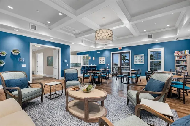 $800,000 | 2006 5th Street East, Palmetto, FL 34221