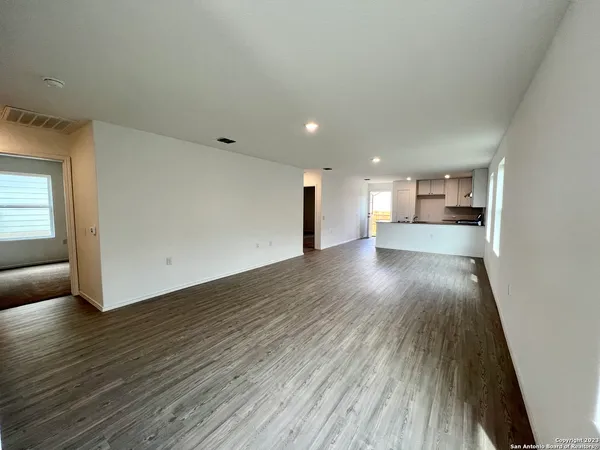 $1,575 | 10014 Ana Heights, San Antonio, TX 78224