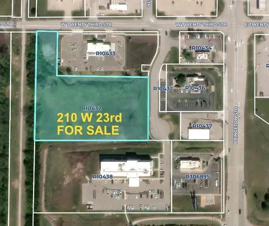 $250,000 | 210 West 23rd Street, Ottawa, KS 66067