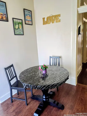 $899,999 | 1901 Interstate 35, Waco, TX 76706