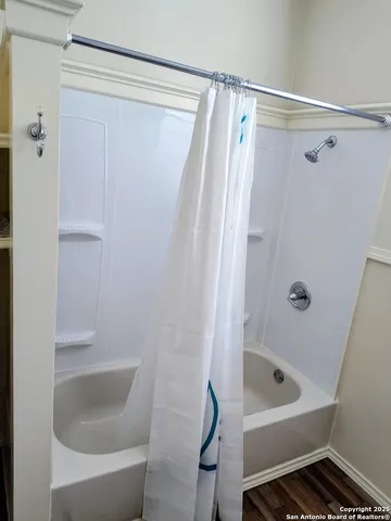 $899,999 | 1901 Interstate 35, Waco, TX 76706