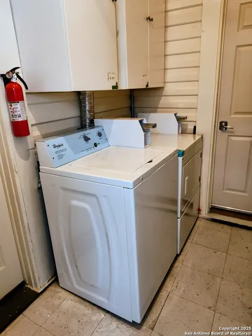 $899,999 | 1901 Interstate 35, Waco, TX 76706