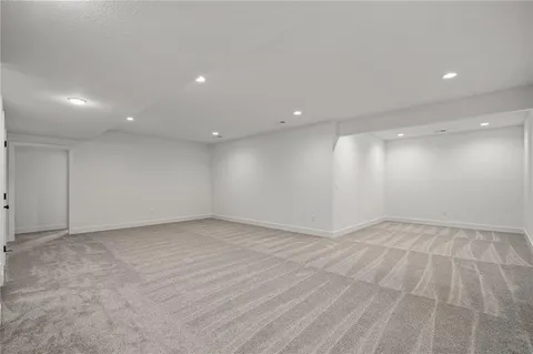 $700,000 | 9346 Gander Street, Lenexa, KS 66227