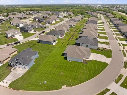 $700,000 | 9346 Gander Street, Lenexa, KS 66227