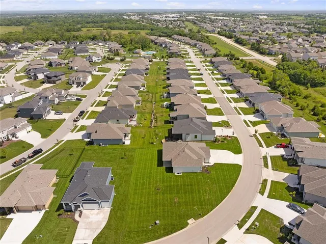 $705,000 | 9346 Gander Street, Lenexa, KS 66227