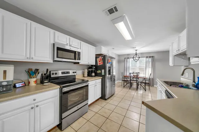 $269,900 | 1705 North Pearl Street, Crestview, FL 32536