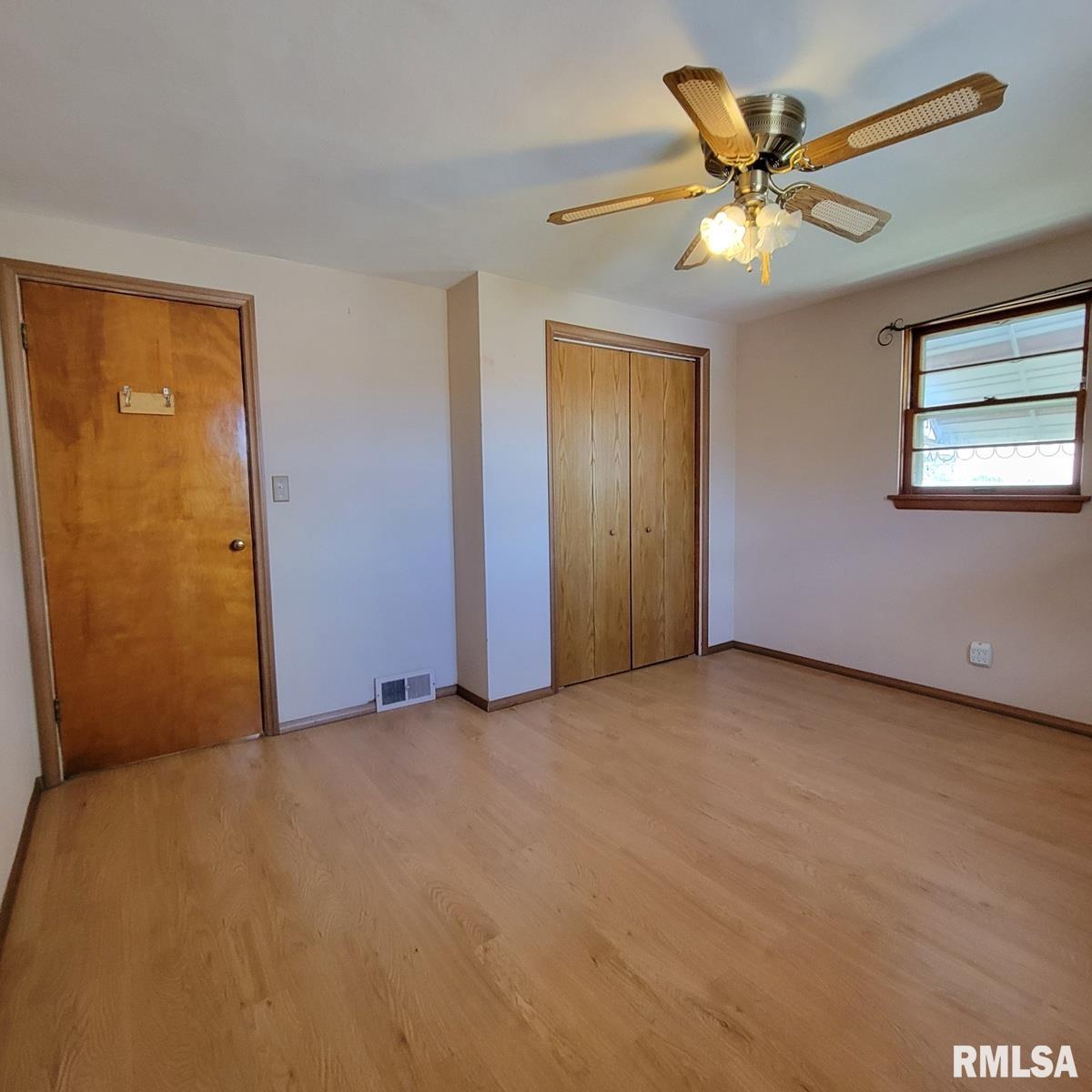 1515 Tennell Road Pekin, IL 61554 - Photo 18 of 31 Gallery Image 18
