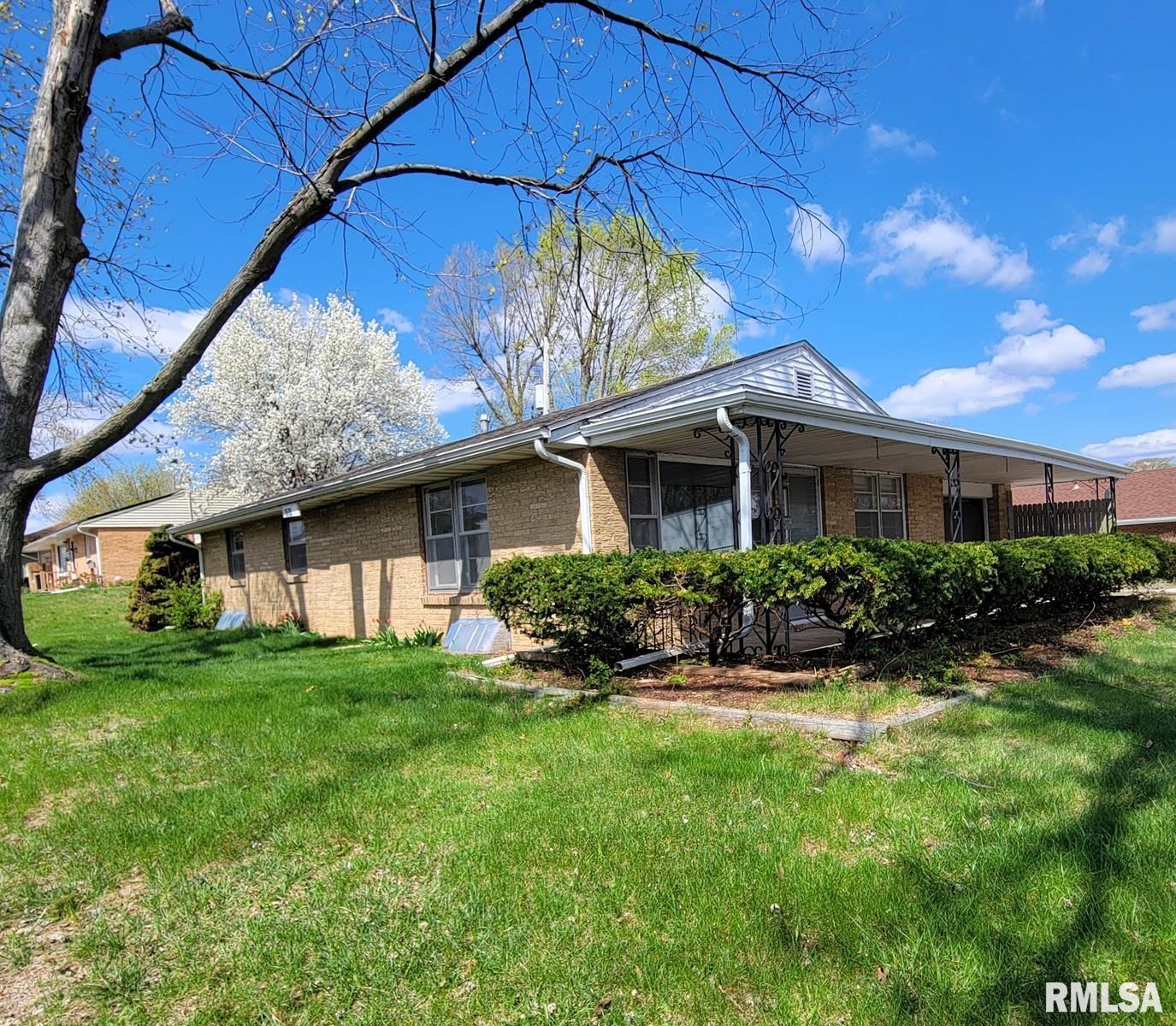 1515 Tennell Road Pekin, IL 61554 - Photo 2 of 31 Gallery Image 2