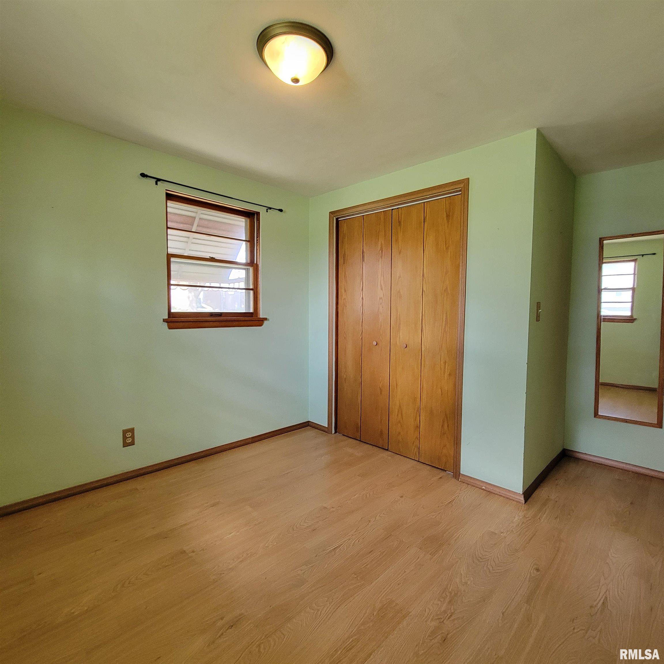 1515 Tennell Road Pekin, IL 61554 - Photo 21 of 31 Gallery Image 21