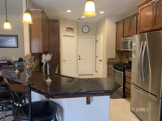 413 Mavis Court Ridgecrest, CA 93555 - Photo 5 of 40