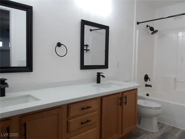 $1,900 | 5251 Tipper Avenue, Las Vegas, NV 89122