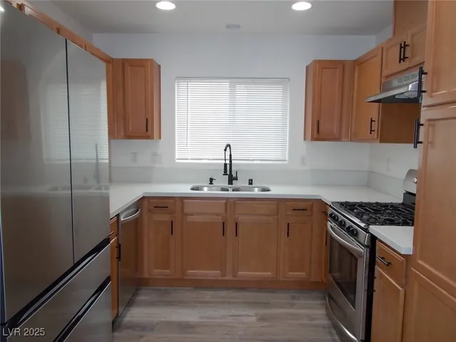 $1,900 | 5251 Tipper Avenue, Las Vegas, NV 89122