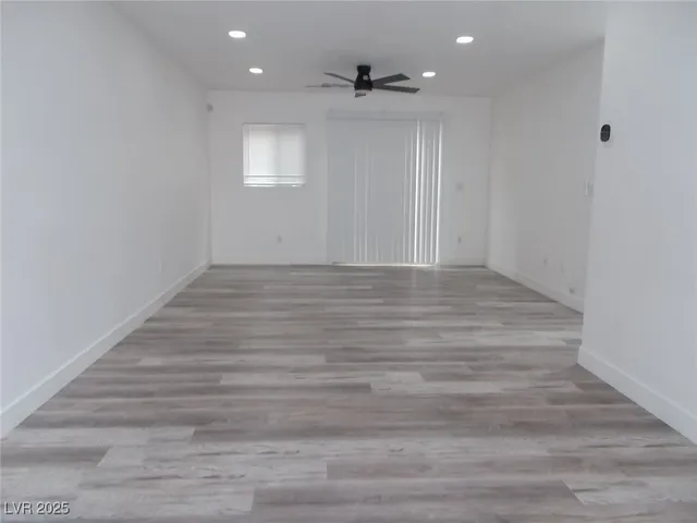 $1,900 | 5251 Tipper Avenue, Las Vegas, NV 89122