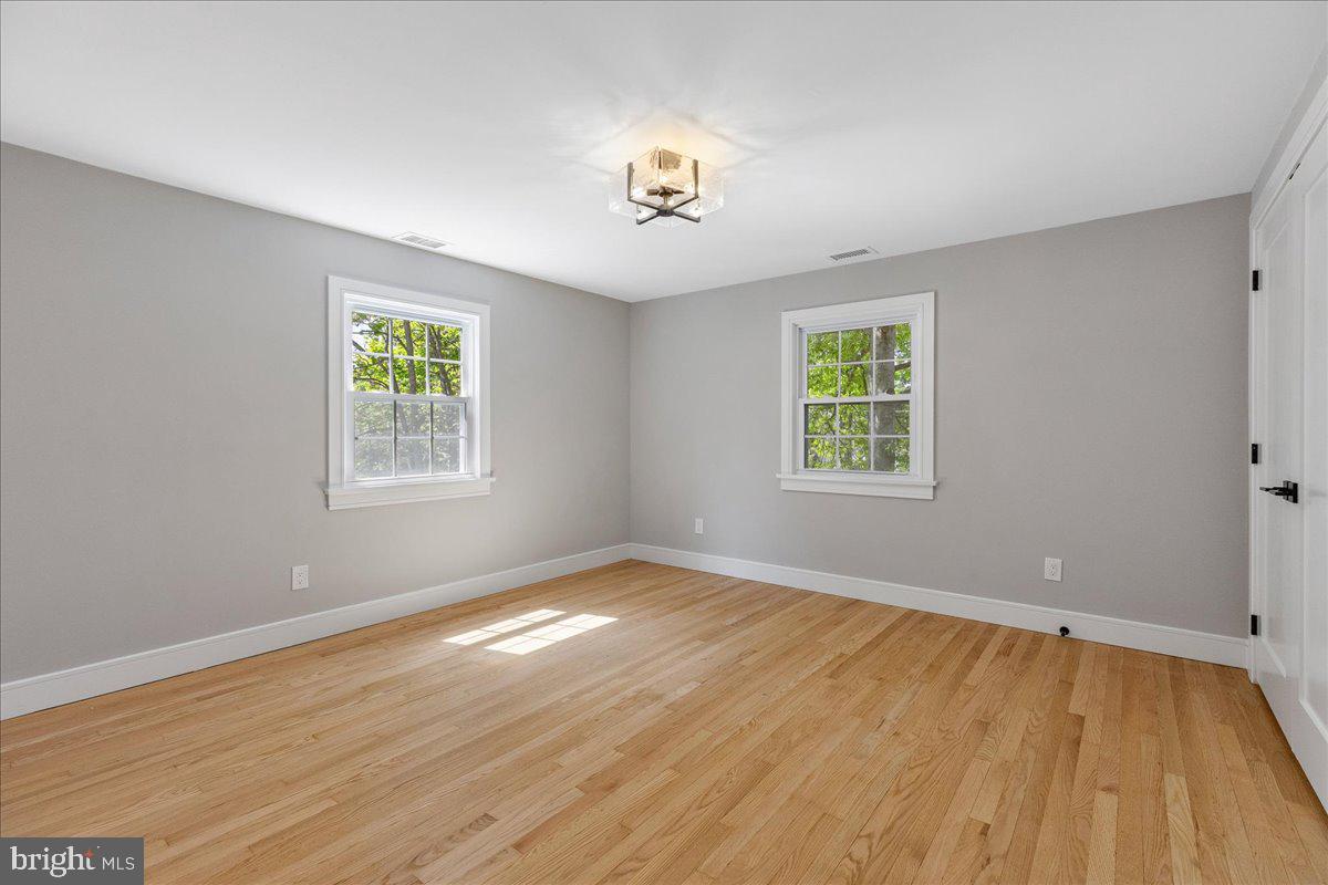 132 West Welling Avenue Pennington, NJ 08534 - Photo 21 of 32