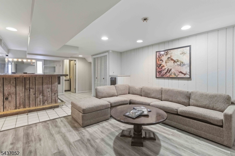 39 Meadowbrook Road Randolph, NJ 07869 - Photo 33 of 47