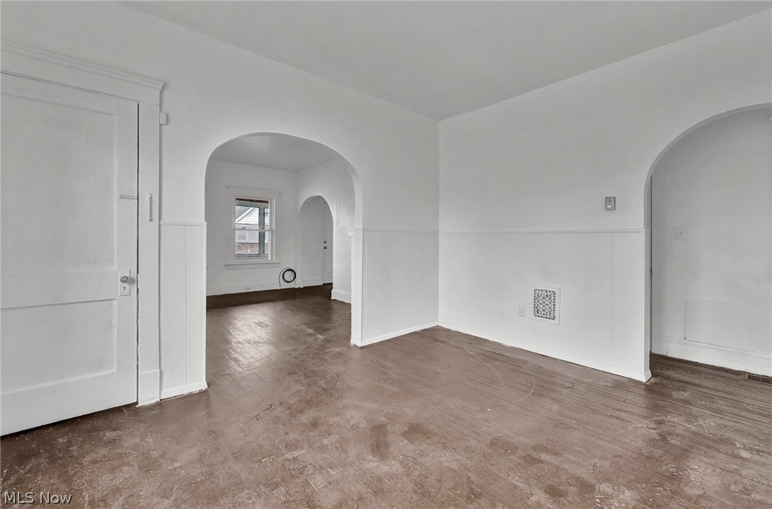 880 Stevenson Road Cleveland, OH 44110 - Photo 10 of 19