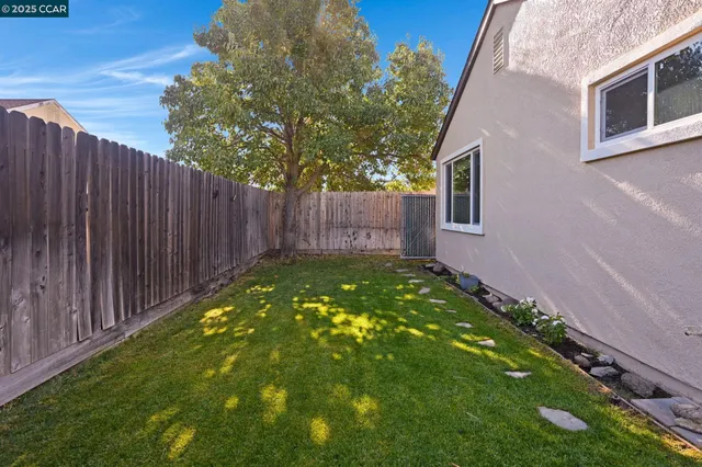 $530,000 | 730 Christensen Way, Rio Vista, CA 94571