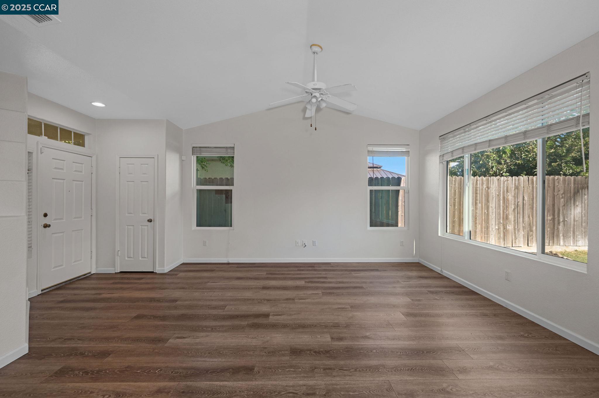 730 Christensen Way Rio Vista, CA 94571 - Photo 3 of 22