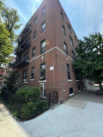 $3,488,000 | 41-02 69th Street | Woodside