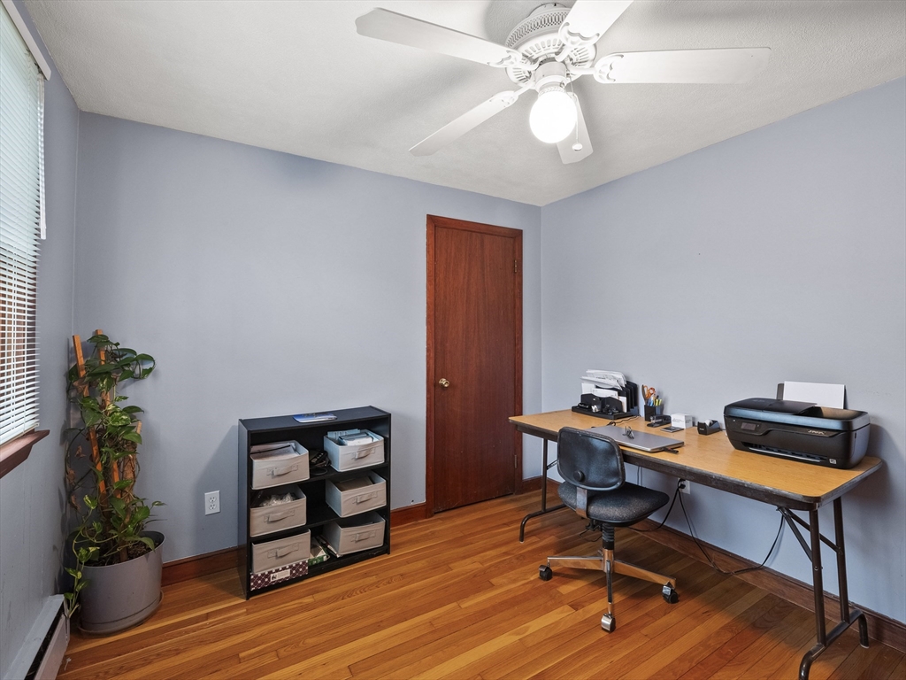 7 Spruce Road North Reading, MA 01864 - Photo 11 of 20 Gallery Image 11