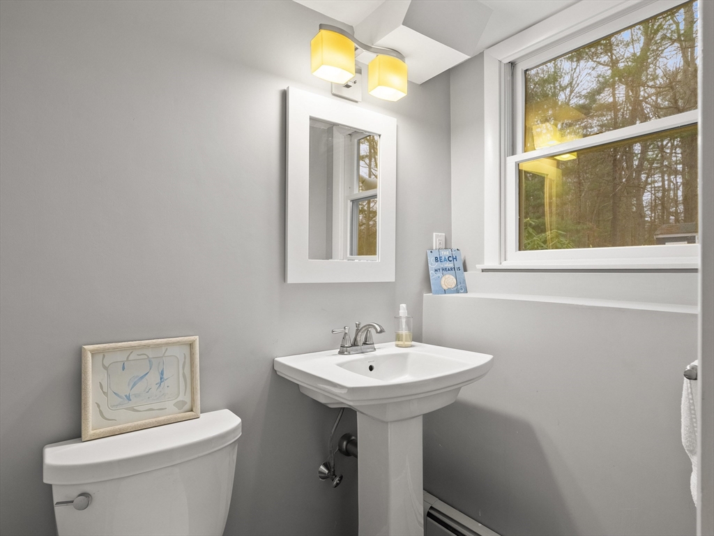 7 Spruce Road North Reading, MA 01864 - Photo 19 of 20 Gallery Image 19