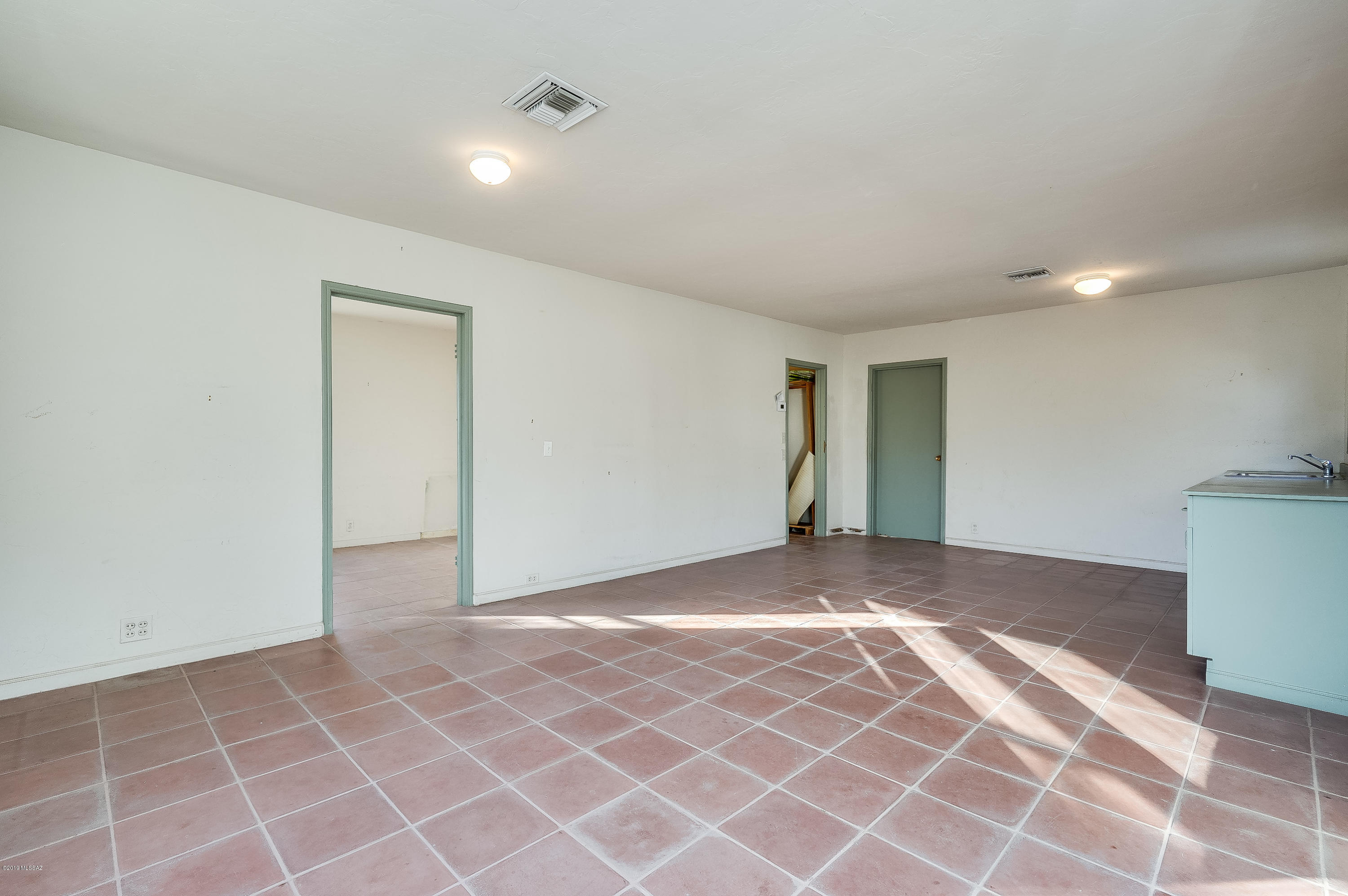 2220 East Kleindale Road Tucson, AZ 85719 - Photo 20 of 29 Gallery Image 20
