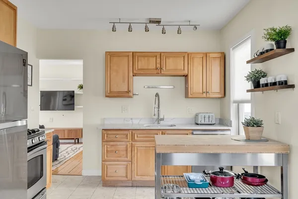 $745,000 | 58-60 Elmwood Street, Unit 60, Somerville, MA 02144