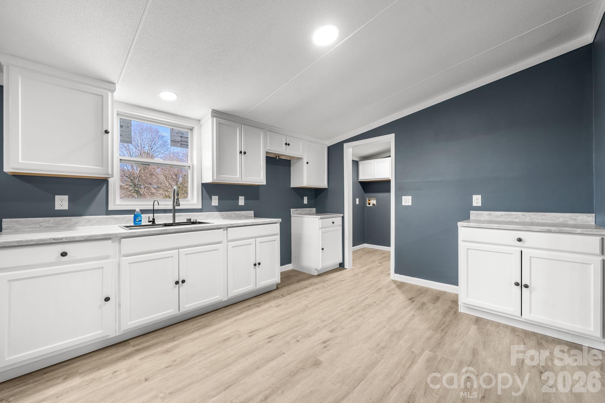 1737 Bush Drive Conover, NC 28613 - Photo 6 of 22