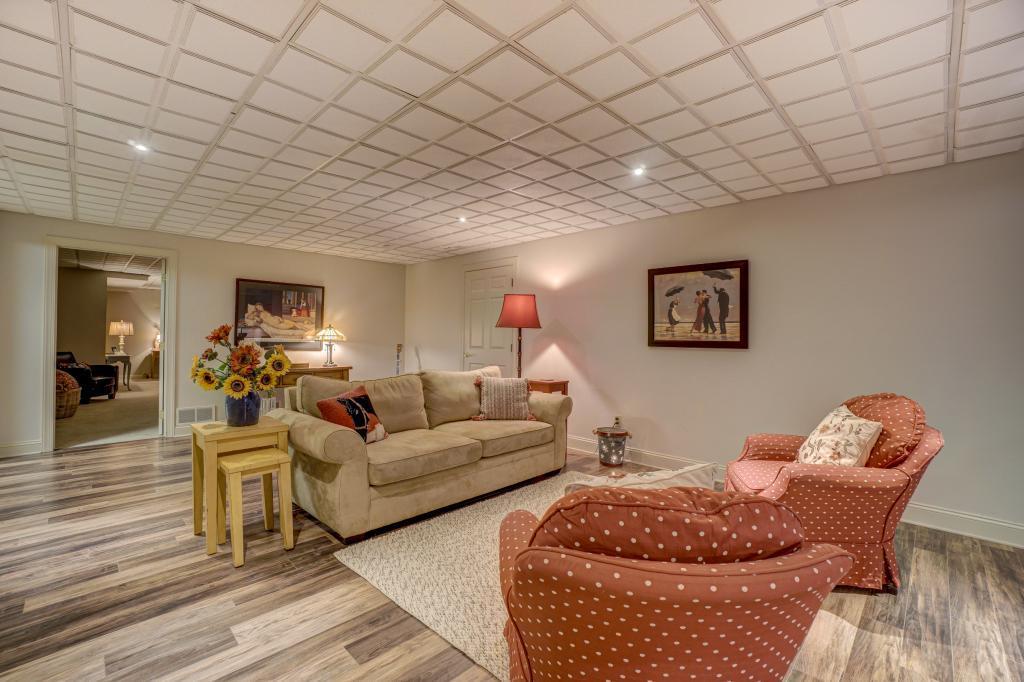 560 Perch Lake Road Hudson, WI 54016 - Photo 18 of 35 Gallery Image 18