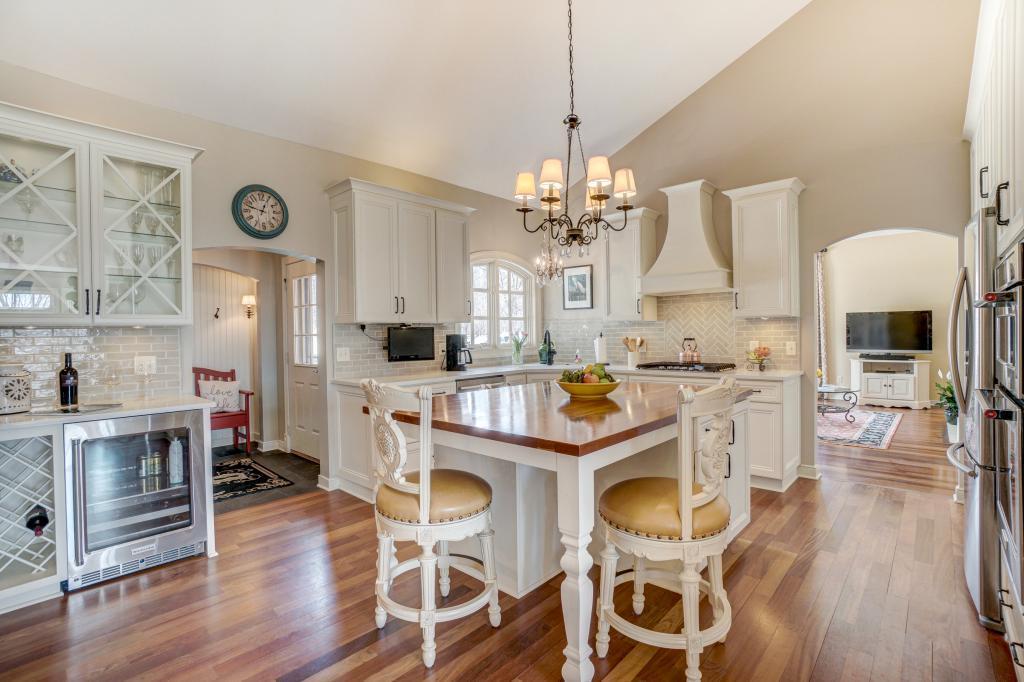 560 Perch Lake Road Hudson, WI 54016 - Photo 8 of 35 Gallery Image 8